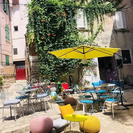 Old Rubinum Apartament *